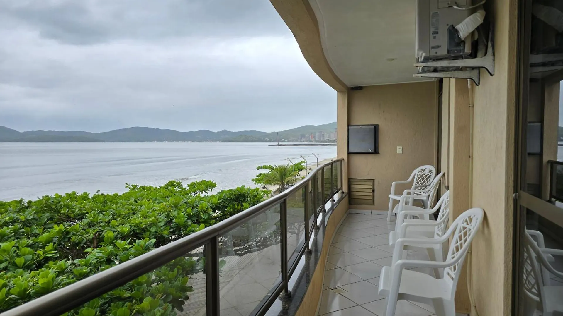Διαμέρισμα Lindo Apto Itapema Meia Praia Frente Ao Mar, 6 Pessoas, Alto Padrao Βραζιλία